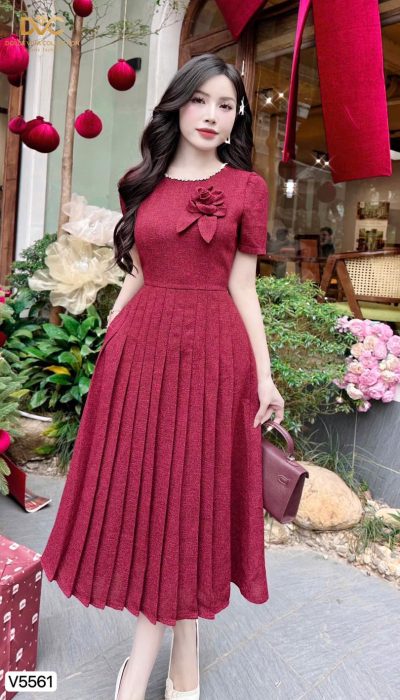 Red Dress V5561