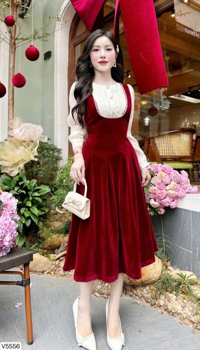 Lunna Dress V5556