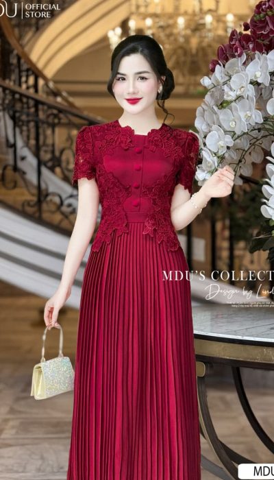 REGAL GRACE - LUXURY RED GOWN | MDU4525