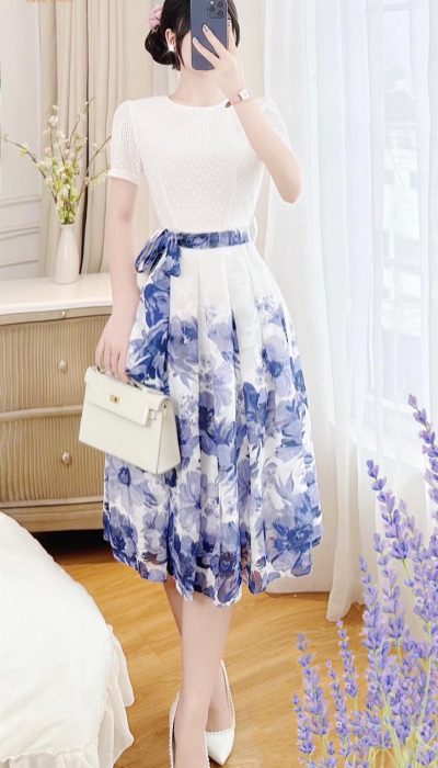 BLEU LAVANDE – WHISPER OF FLORAL ELEGANCE | V4851