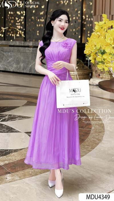 VIOLET SERENA – GRACEFUL PLEATS IN BLOOM | MDU4349