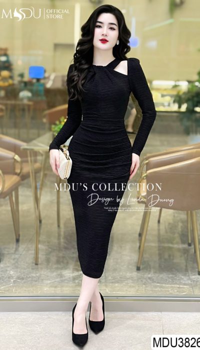 NOIR SCULPTÉ – ELEGANT CURVES IN BLACK | MDU3826