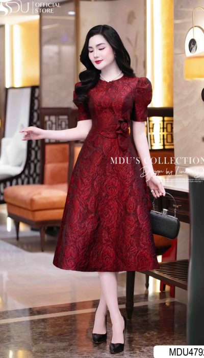 ROUGE ÉLÉGANCE – LUXURIOUS & FEMININE | MDU4792