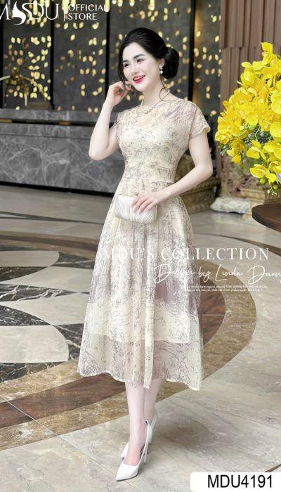 ÉTOILE DE CRÈME – WHISPERING LUXURY IN EVERY LINE | MDU4191