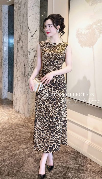 NOIR ROSE – DRAMATIC ELEGANCE & FEMININE MYSTERY | MDU4468