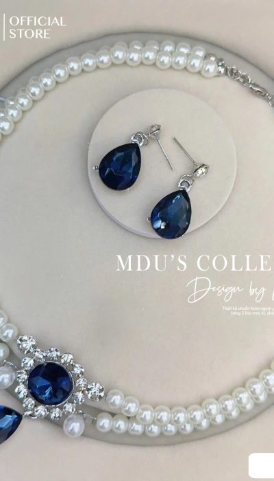 VLD123 – Elegant Pearl Necklace and Earrings Set with Sapphire Blue Crystals
