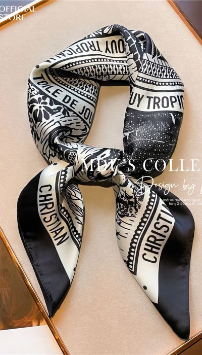 NOIR ÉLOQUENCE – Monogram Silk Statement Scarf | KLD037