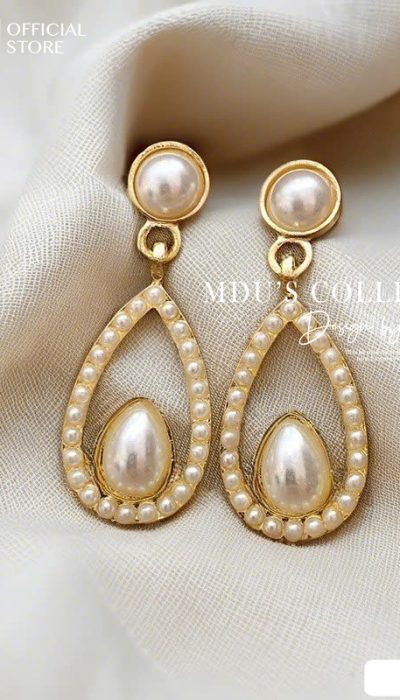 VLD117 – Vintage Pearl Drop Earrings with Gold Frame