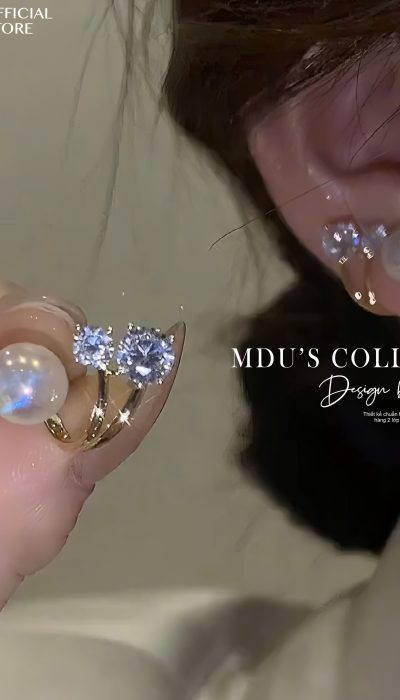 VLD097 – Radiant Pearl and Crystal Cluster Earrings
