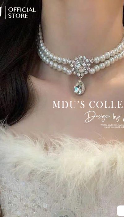 VLD126 – Elegant Triple-Strand Pearl Choker with Crystal Drop Pendant