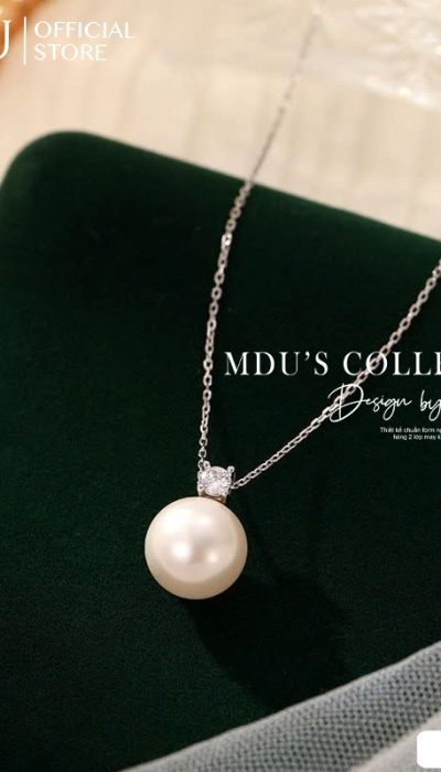 VLD139 – Lux Pearl Pendant Necklace with Crystal Accent