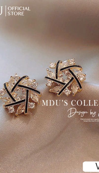 VLD116 – Classic Elegance Black Accent Crystal Stud Earrings