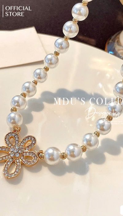 VLD132 – Pearl Bead Necklace with Crystal Blossom Pendant
