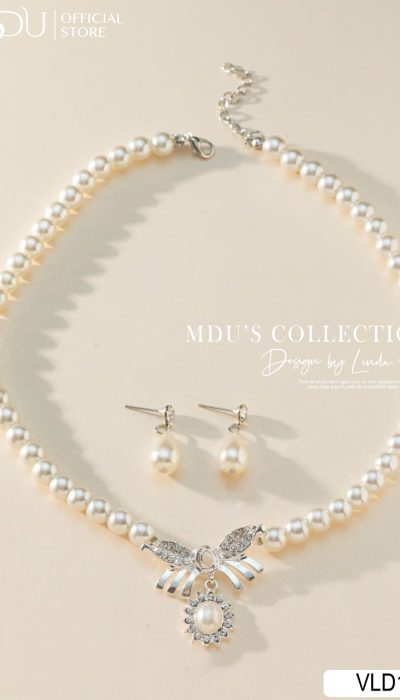 VLD129 – Classic Pearl Necklace and Earrings Set with Crystal Pendant