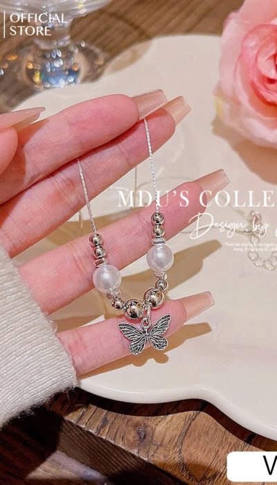 VLD137 – Pearl & Butterfly Charm Necklace on Invisible Thread