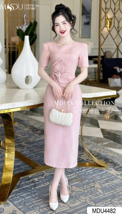 ROSE DE POUDRE – SCULPTED FEMININITY IN BLUSH TONES | MDU4482