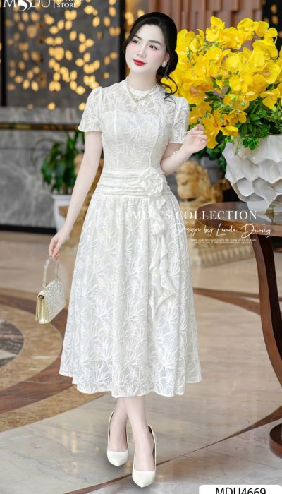 ÉCLAT D’IVOIRE – WHISPERED LUXURY IN WHITE BLOSSOMS | MDU4669