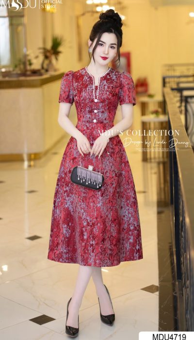 RUBY SERENADE – Vintage Sophistication With A Modern Pulse | MDU4719