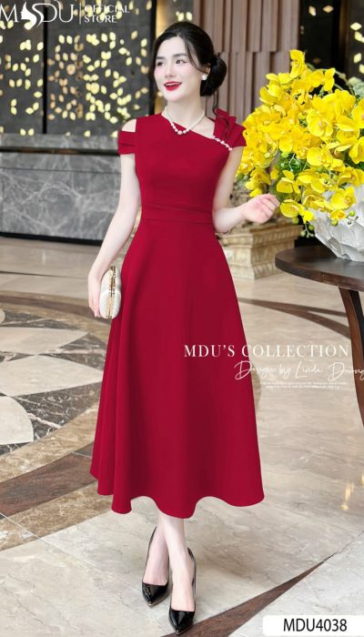 CRIMSON POISE – ELEGANT & MODERN FLAIR | MDU4038