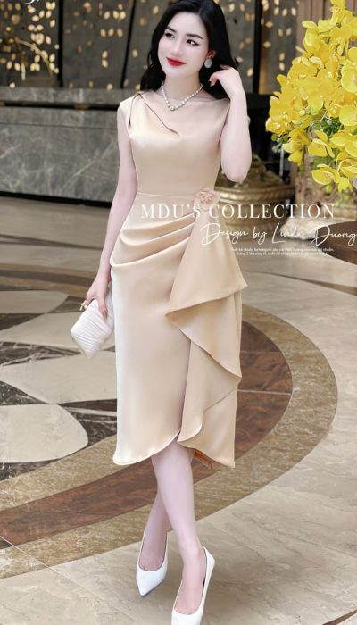 CHAMPAGNE SERENITY – SCULPTED ELEGANCE IN SATIN | MDU3609