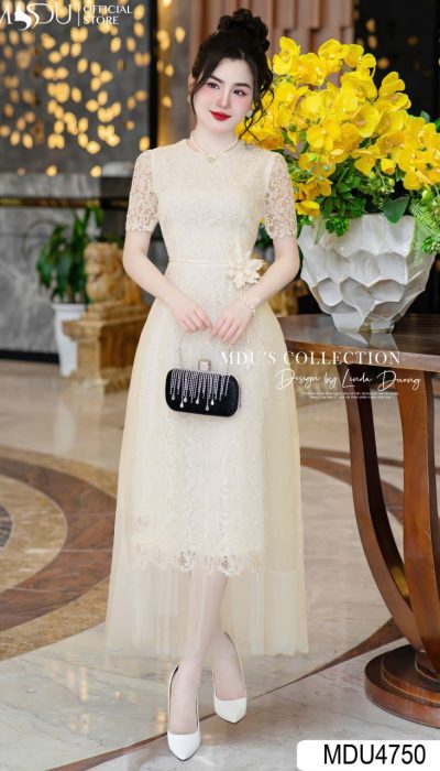 IVORY BLOOM – PURE ELEGANCE IN LACE | MDU4750