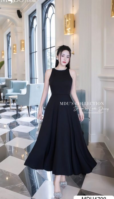NOIR ENVY – MINIMAL GRACE IN MOTION | MDU4798