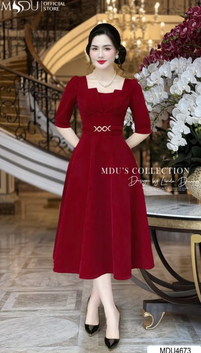RUBY CHIC – LUXURIOUS & CLASSIC | MDU4673