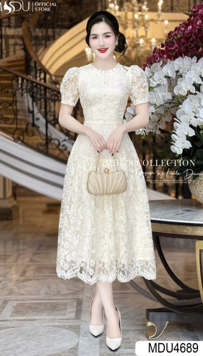 CRÈME ÉTERNELLE – LUXURIOUSLY DELICATE & ROMANTIC | MDU4689