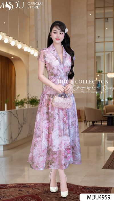 SOFT, BRIGHT ELEGANCE THAT LINGERS LIKE A GENTLE GLANCE | MDU4959