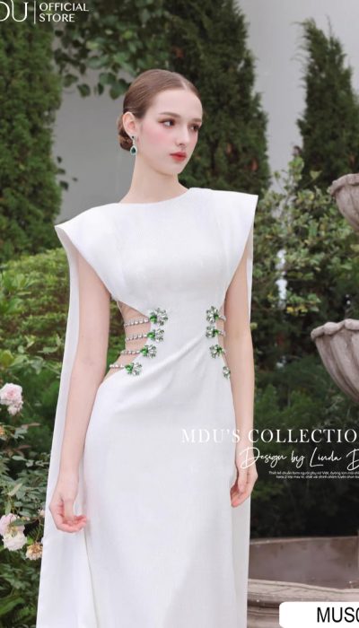 ELEGANT WHITE STRUCTURED GOWN - MUS066