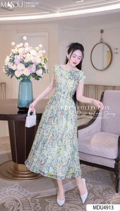 ÉCLAT VERT – NATURE’S WHISPER IN BROCADE | MDU4913