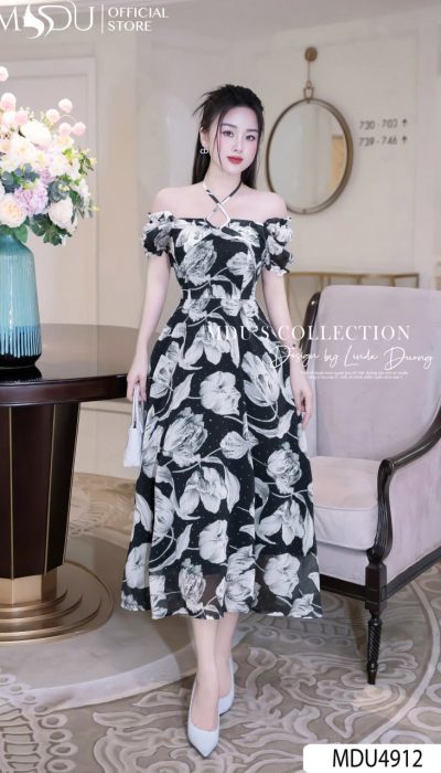 NOIR BLOOM – SENSUAL FLORAL DRAMA IN BLACK | MDU4912