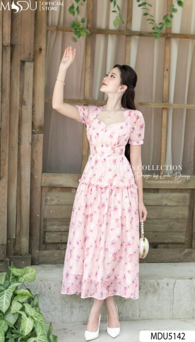 PETAL WHISPER – ROMANTIC FLAIR IN SOFT BLOOM | MDU5142