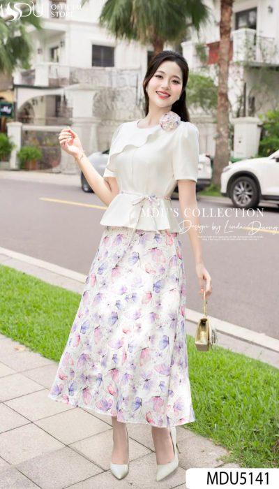 PETAL SERENADE – ELEGANT CHARM WITH FLORAL ROMANCE | MDU5141
