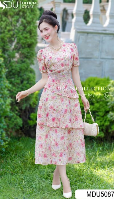 BLOOMING ELEGANCE – ROMANTIC CHARM IN FLORAL GRACE | MDU5087