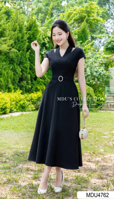 NOIR GRACE – TIMELESS SOPHISTICATION IN MOTION | MDU4762