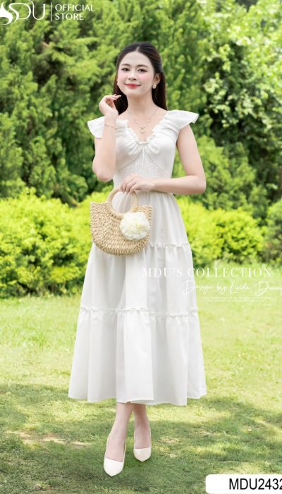 PURE ELEGANCE IN WHITE – A FRESH, FEMININE TOUCH | MDU2432