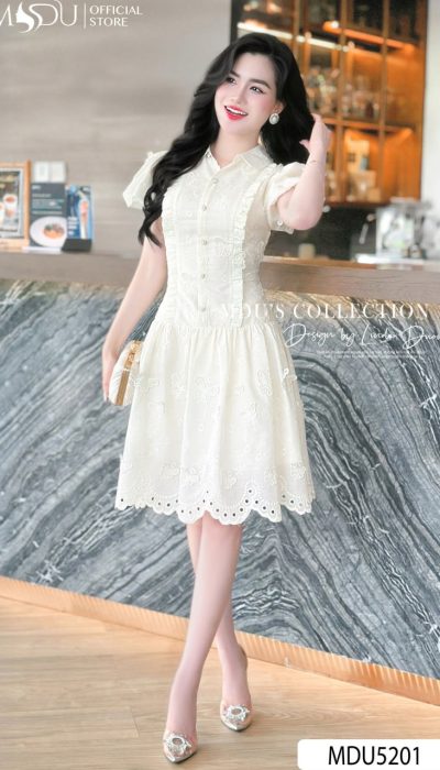 MDU5201 – Feminine Charm in Floral Embroidery