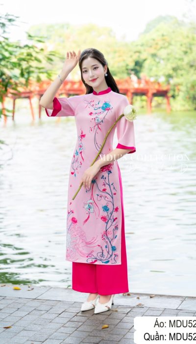 PINK BLOSSOM – FEMININE ELEGANCE IN MODERN TRADITION | MDU5233