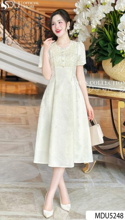 MDU5248 – Timeless Elegance in Floral Lace