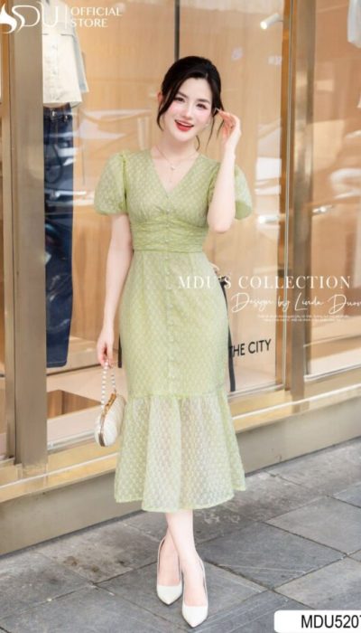 MDU5207 – FEMININE CHARM IN LUSH GREEN MIDI DRESS
