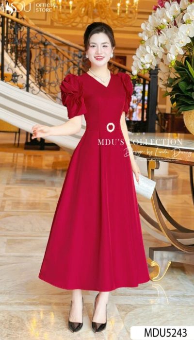 MDU5243 – RED CARPET ELEGANCE IN A VIBRANT RED DESIGN