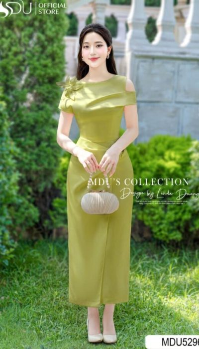 MDU5296 – ELEGANT GREEN GRACE WITH FLORAL DETAIL