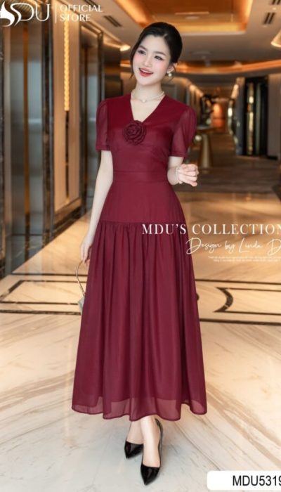 BURGUNDY GRACE – THE POISE OF MODERN FEMININITY | MDU5319