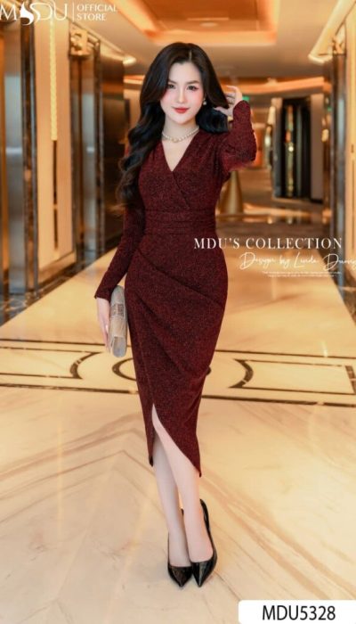 CRIMSON ALLURE – THE ART OF CONFIDENT ELEGANCE | MDU5328
