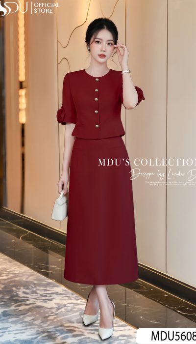 CRIMSON GRACE – TIMELESS ALLURE IN MINIMALIST FORM | MDU5608