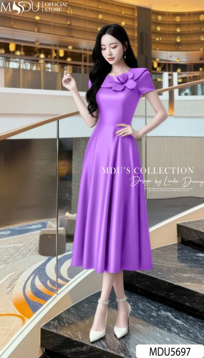 LILAC BLOSSOM CHARM – TIMELESS FEMININITY IN FLOWING SILHOUETTE | MDU5697