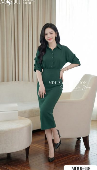 EMERALD GRACE TIMELESS ELEGANCE IN LUXE SILK | MDU5648